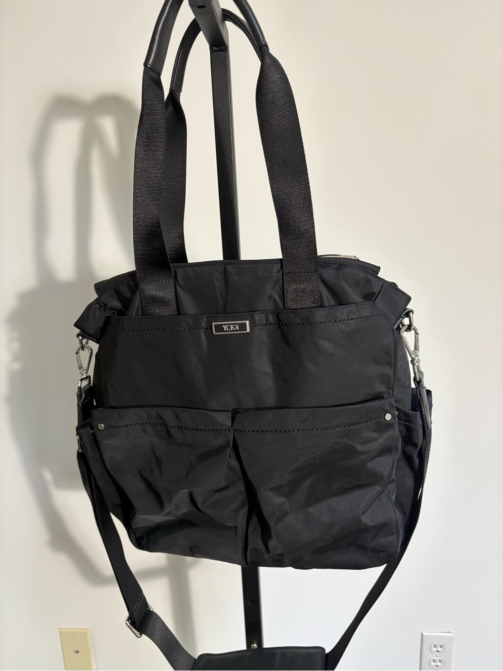 Tumi Convertible Messenger Tote - a “does it all” bag in great condition. - Picture 2 of 12